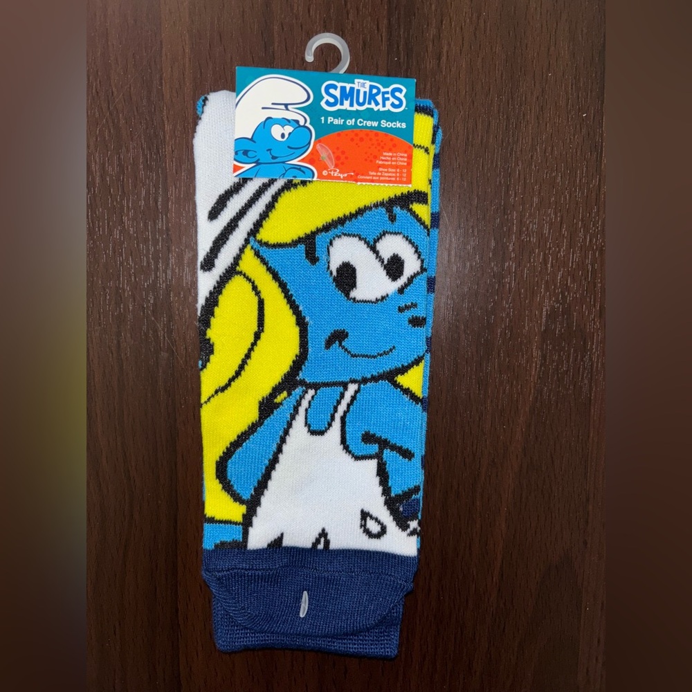 THE SMURFS NOVELTY CREW SOCKS NWT MEN’S SHOE SIZE 6-12